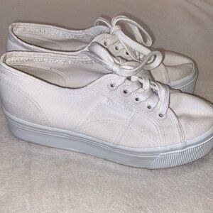 Superga white canvas platform sneaker Size 6.5 EUC